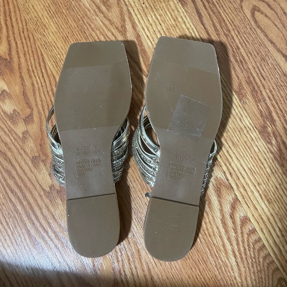 Princess Jasmine Costume (INCLUDES SANDALS!) - Picture 4 of 4